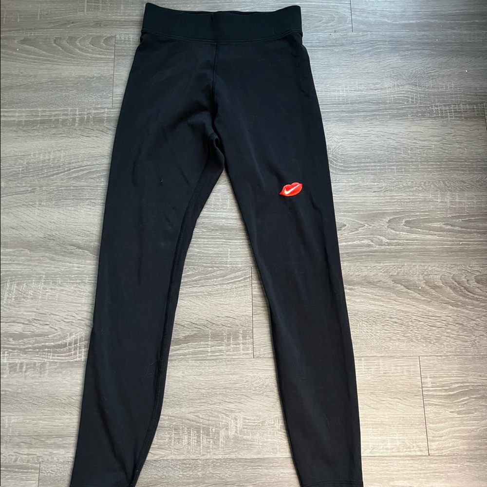 Nike heart sweatpants